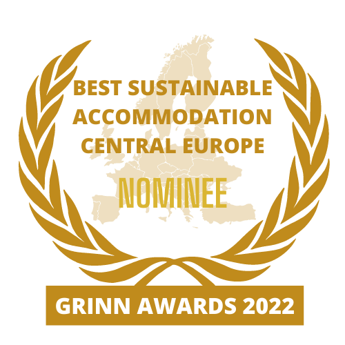 WHITE BACKGROUND - GRINN AWARDS 2022 - Best Sustainable Accommodation Central Europe - NOMINEE badge